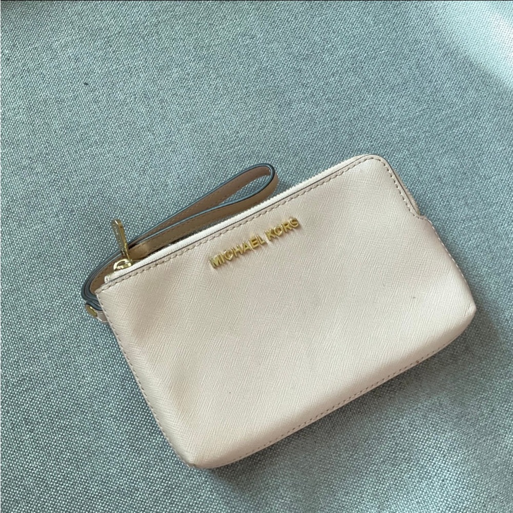Michael Kors Blush Designer Wristlet Jet Set Travel
